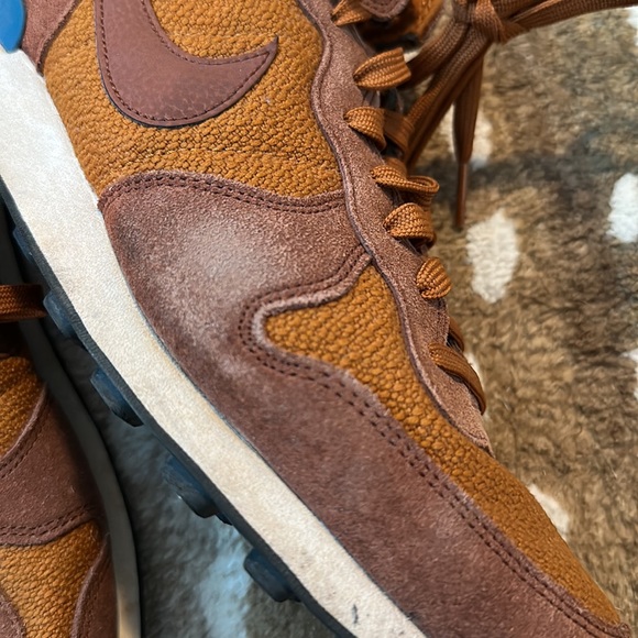 Nike sneakers - Picture 6 of 6